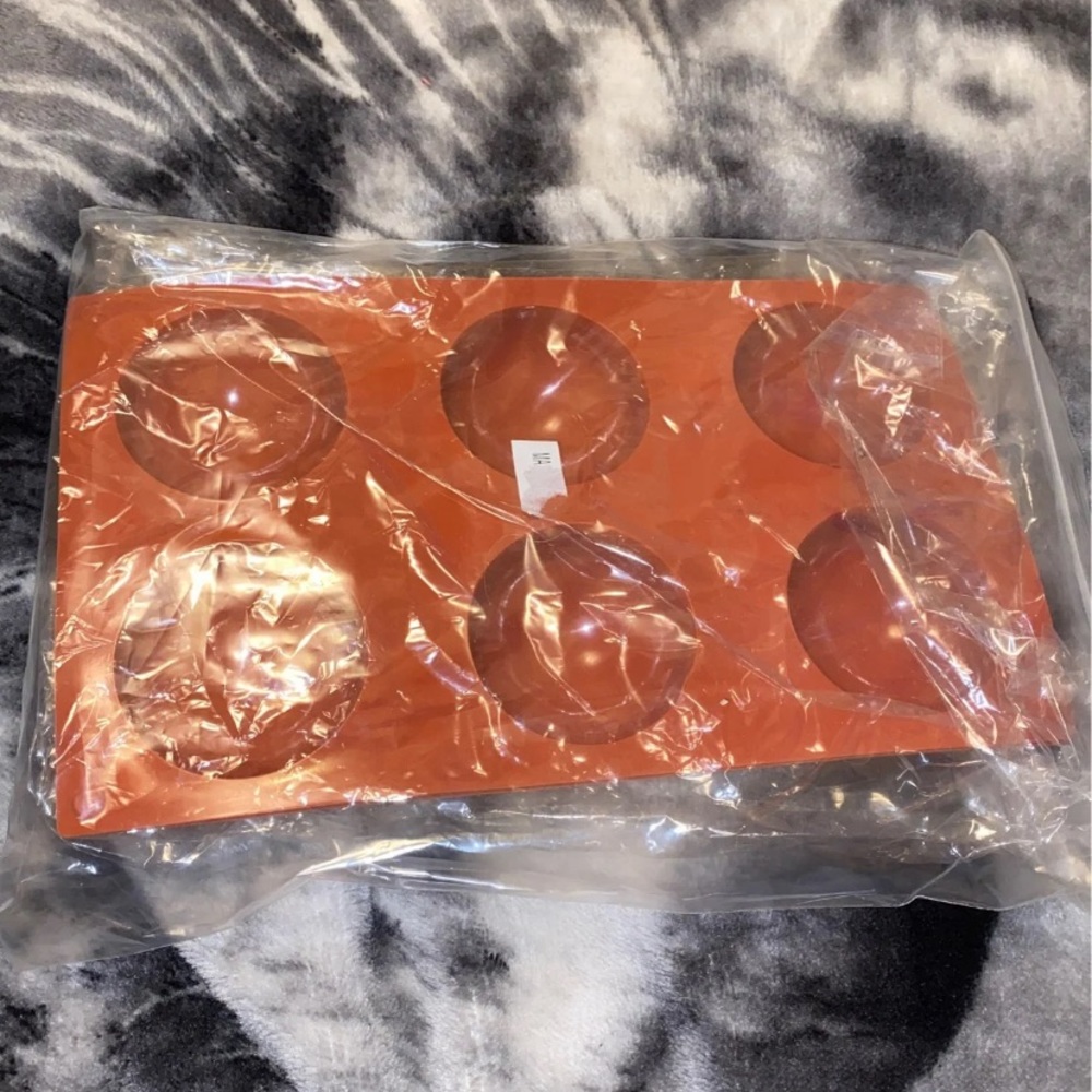 Hot chocolate bombs molds